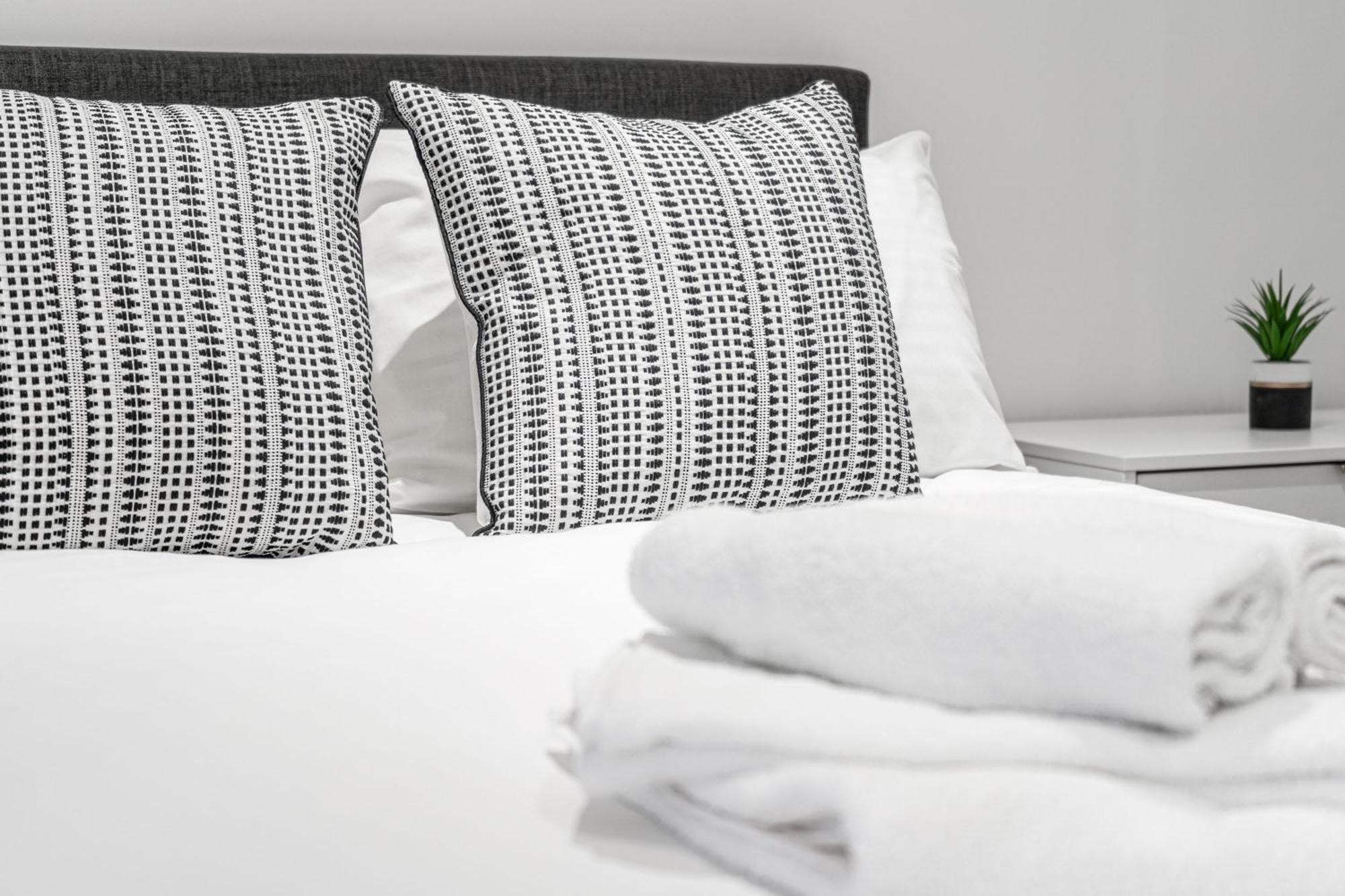 Seven Living Residences Solihull - Close To Nec & Bhx - Free Parking Eksteriør bilde
